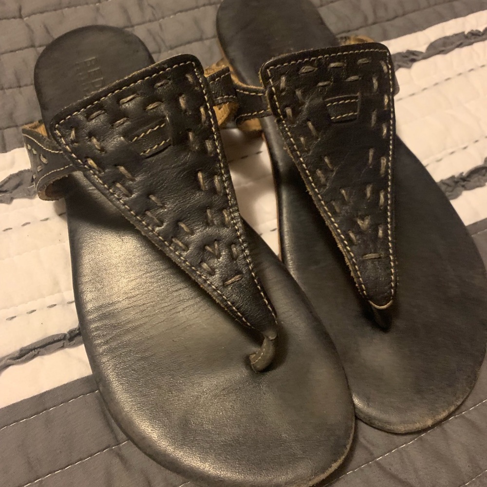 Bed Stu size 7